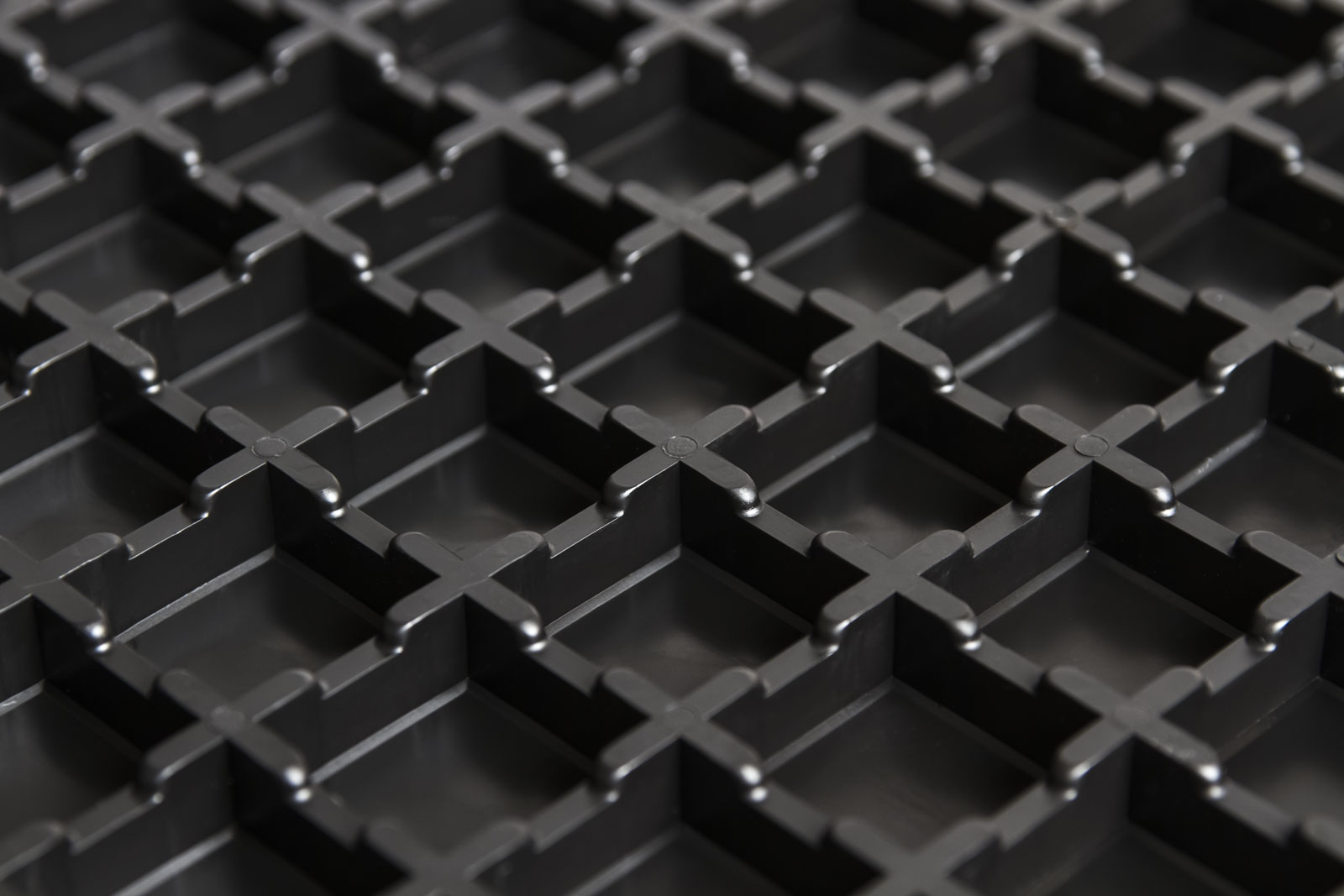 diamond substructure
