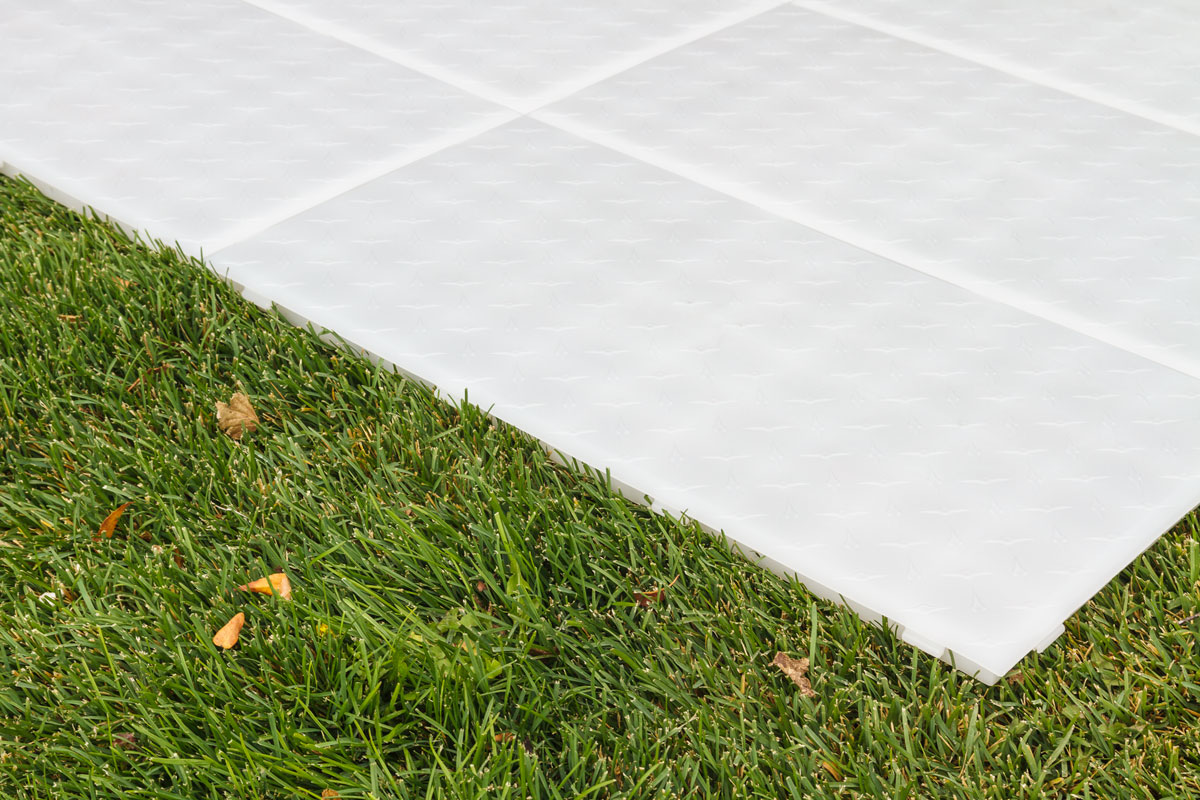 fastdeck 2 on grass